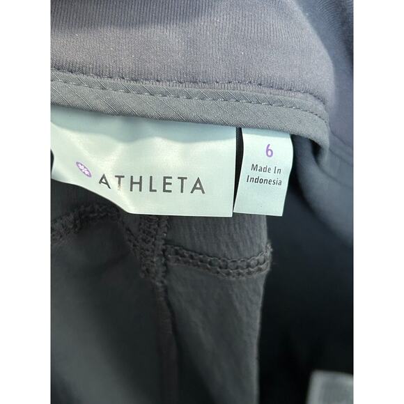 Athleta Women's Dark Wash Zipper Pocket Trekkie Bermuda 2.0 Shorts Black Size 6 - Picture 6 of 10